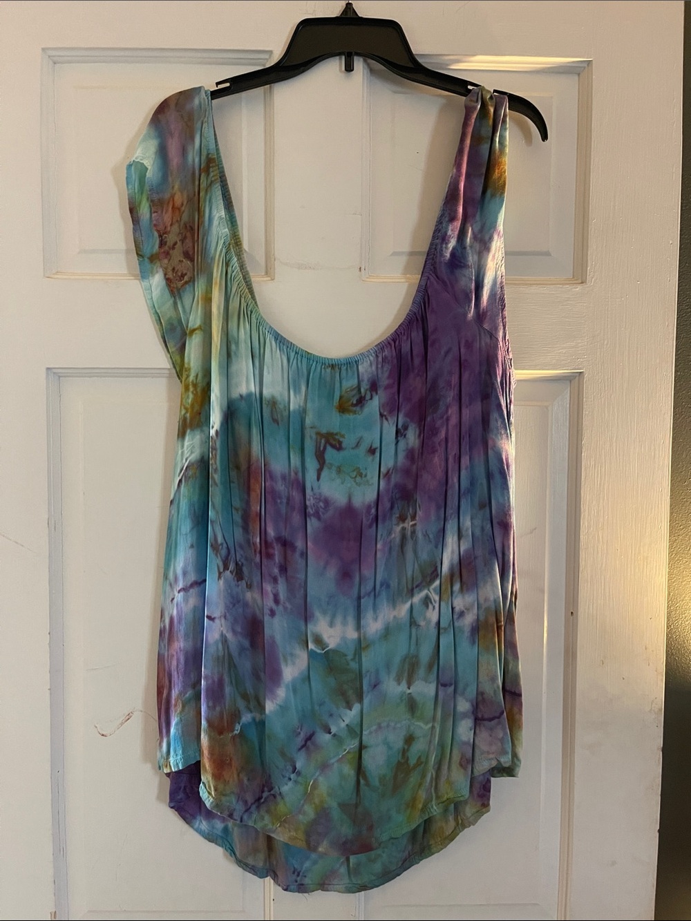 Boho Tie-Dye Scoop Neck Women’s Tank Top - Purple & Teal